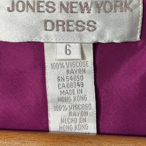 Jones New York Dress Sz 6 Purple Pink Floral Lined Sleeveless Midi Sheath Dress - Picture 4 of 9